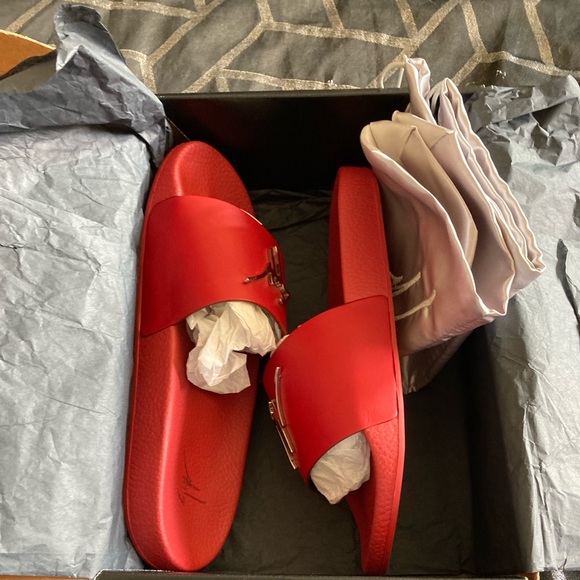 Giuseppe Zanotti Red Logo Leather Slide Sandal. Size 10/43 - Picture 1 of 3